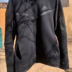 Black nike tech brand new